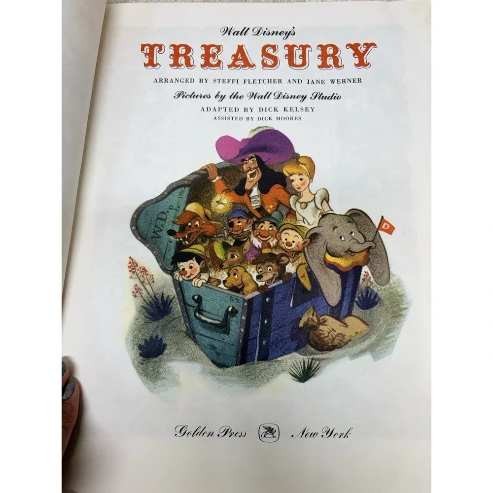 Walt Disney's Treasury 21 Best-Loved Stories Golden Press 1953 Giant Golden Book
